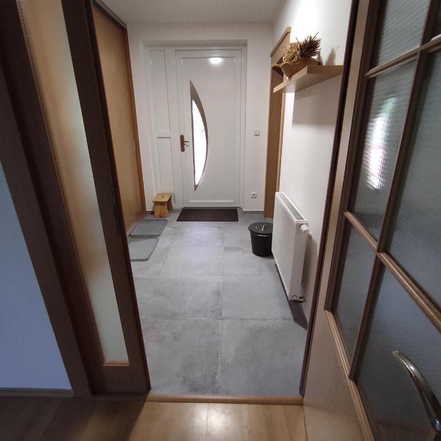 Villa Prazdninovy Dum Bezkov U Znojma Exterior foto